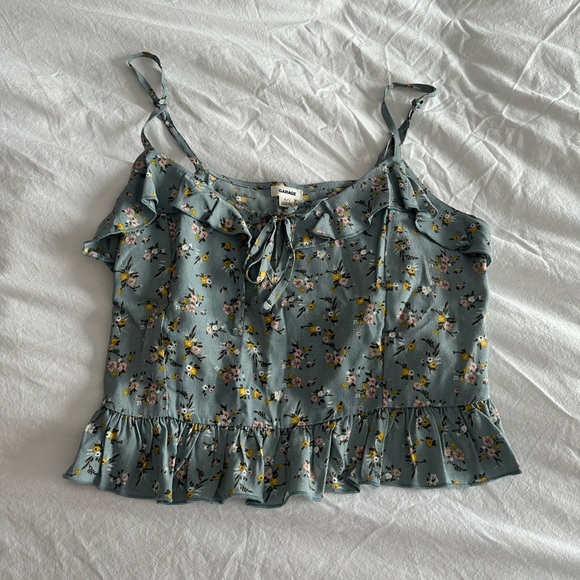 🌸Floral cami - Picture 3 of 5